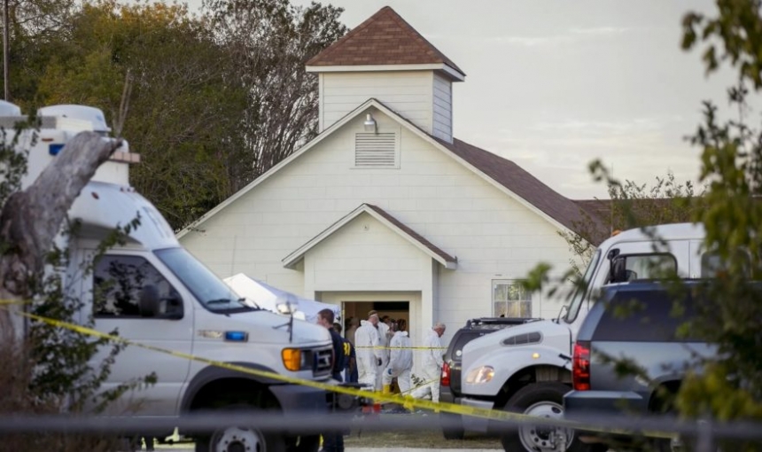 В США неизвестный расстрелял пастора в церкви