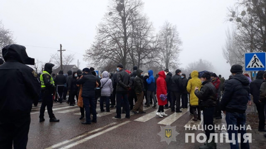 В Харьковской области жители перекрыли трассу из-за подорожания газа