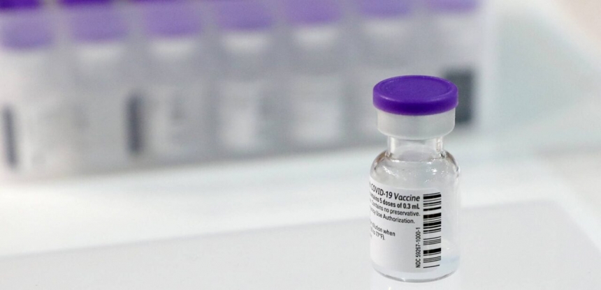 Литва приостановила вакцинацию препаратом Pfizer из-за нарушения температурного режима