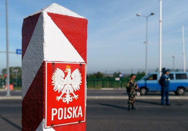 Почти 650 граждан Украины умерли за прошлый год в Польше