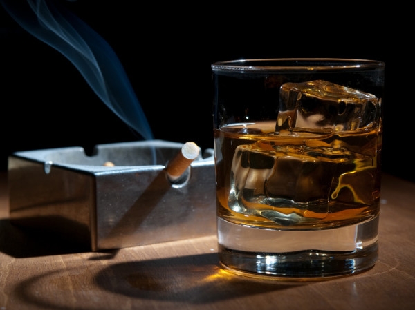 В 2020-м николаевцы больше покупали алкоголя и сигарет, чем в 2019-м: увеличились акцизные поступления