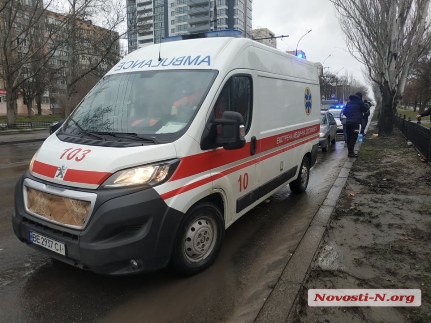 В центре Николаева «Ланос» сбил пешехода