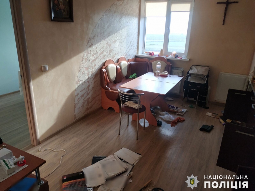 В Николаевской области двое молодчиков обокрали дом священника, пока он находился в больнице