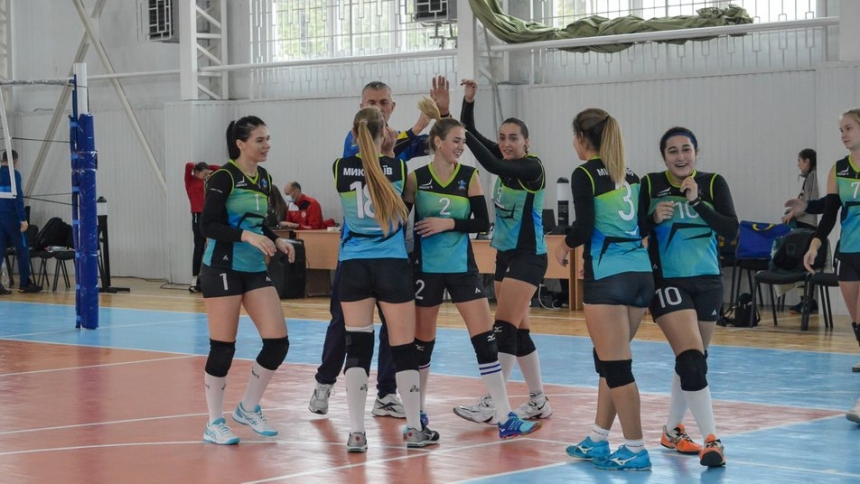 Николаевская волейбольная команда «Южанка» одержала две победы подряд