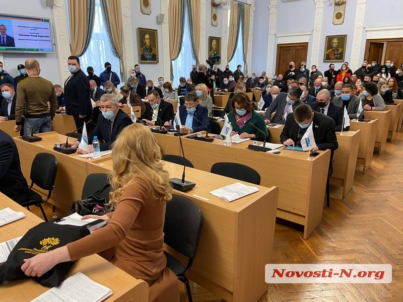 В Николаеве депутаты «пакетами» проголосовали более 400 земельных вопросов