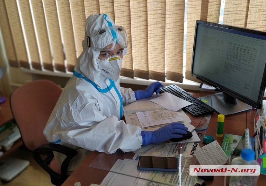 В Украине за сутки 3285 новых случаев заражения коронавирусом