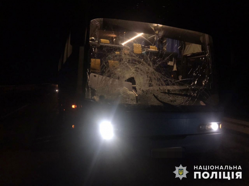 В Николаевской области рейсовый автобус насмерть сбил пешехода