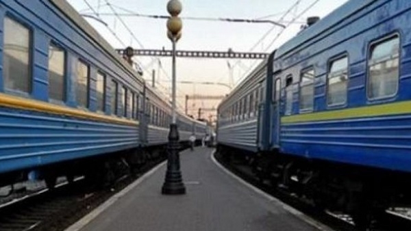 Поезд Николаев-Рахов попал в ТОП-5 по количеству остановок на маршруте 