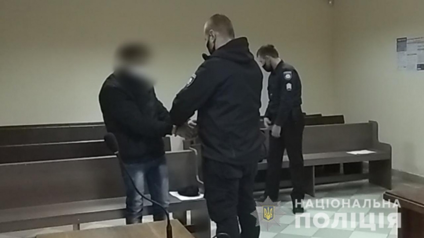 Житель Одесской области изнасиловал пенсионерку. Видео