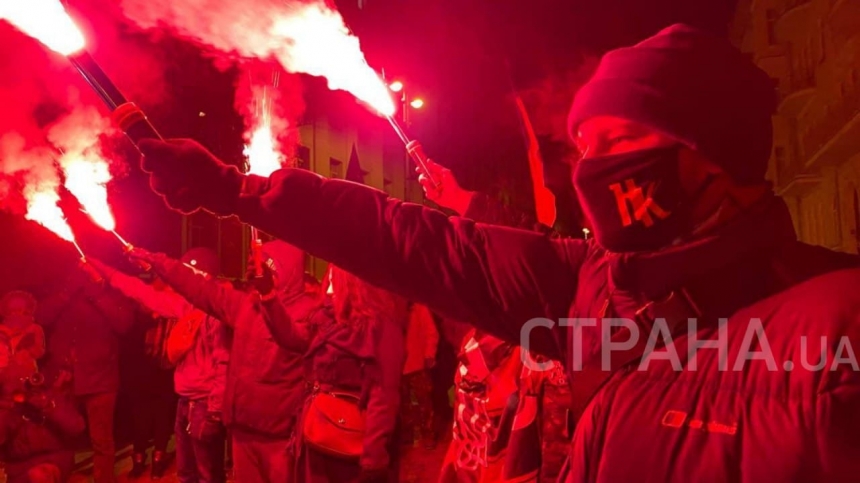 В Киеве марш памяти по Небесной сотне завершился призывом уволить Ермака