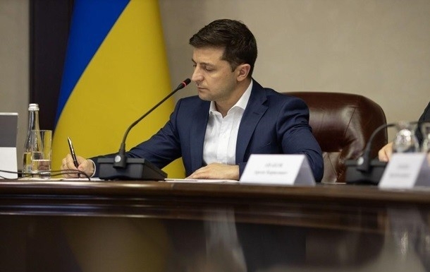 В Украине был ветирован закон о возобновлении конкурсов на госдолжности
