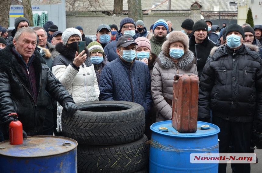 Главный николаевский налоговик заявил, что аграрии сами пропустили сроки оформления лицензий на топливо