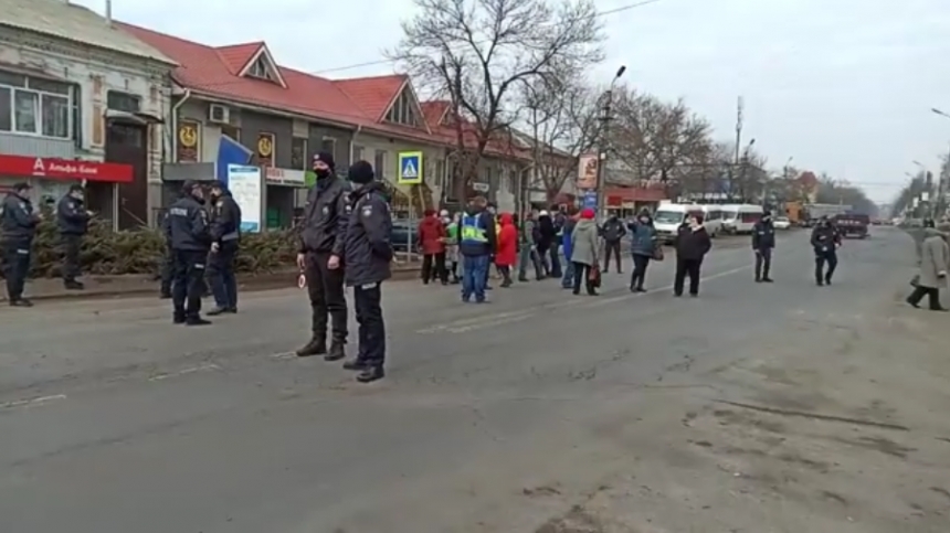 В Вознесенске жители перекрыли дорогу — протестуют против повышения тарифов