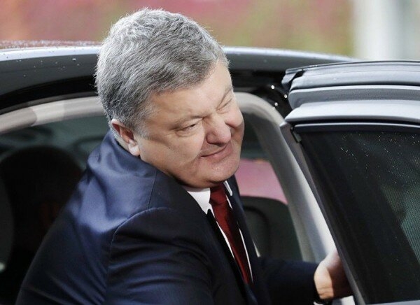 В Крыму рассказали, что Порошенко обманул местного таксиста - не заплатил за авто 
