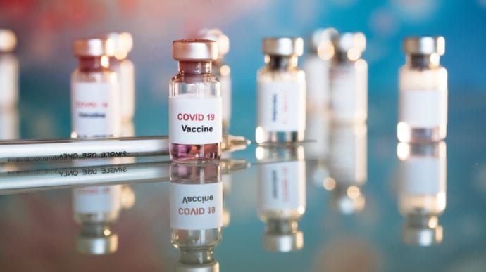 До конца года вакцинируем от коронавируса 80% населения Украины, - Ляшко
