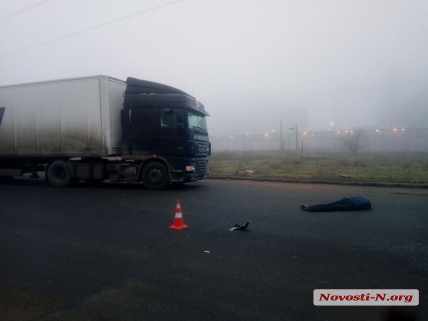 В Николаеве пешеход бросился под фуру — пострадавший в критическом состоянии