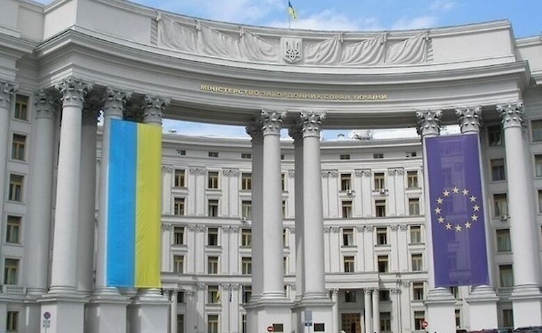 Украина планирует открыть три новых консульства и столько же посольств