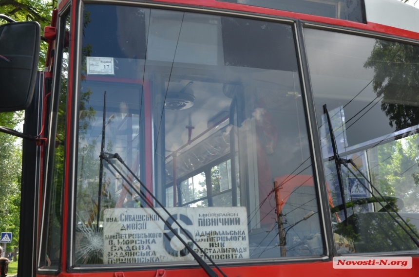 В Николаеве избили водителя троллейбуса — пострадавшая в больнице с сотрясением