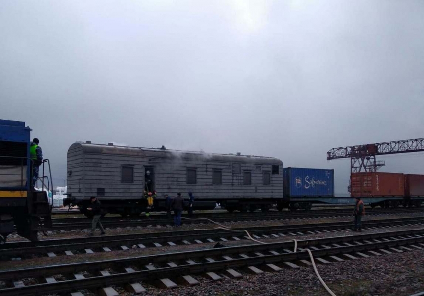 В Кировоградской области загорелся спальный вагон: погиб мужчина