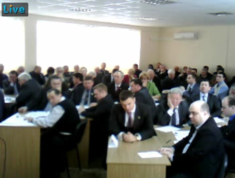На сессии горсовета в Южноукраинске утвердили повестку дня: вопрос о недоверии мэру стоит первым