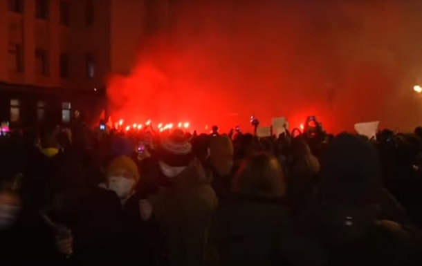 В МВД пообещали наказать участников протеста на Банковой