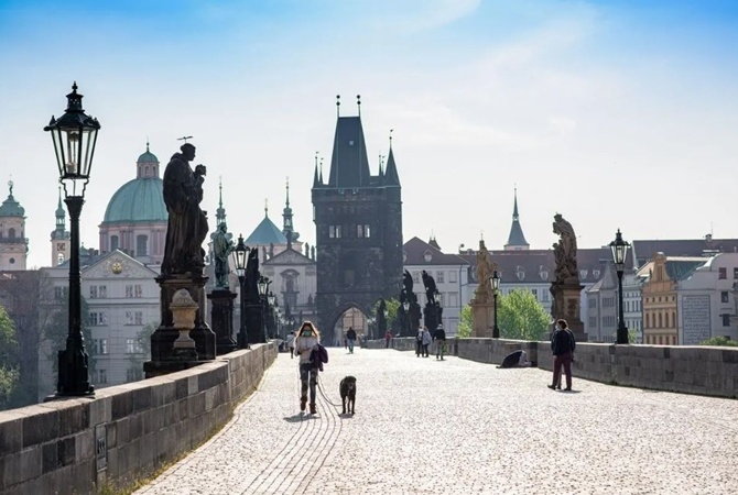 Население Чехии выросло в прошлом году благодаря мигрантам из Украины