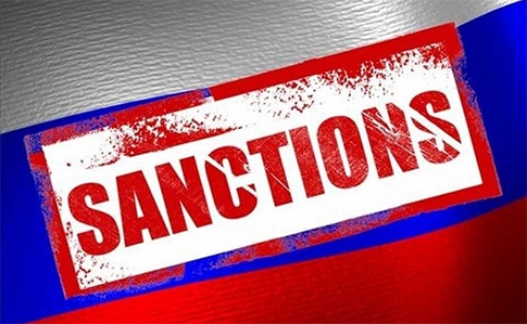 Зеленский ввел санкции против граждан РФ и трех французских депутатов