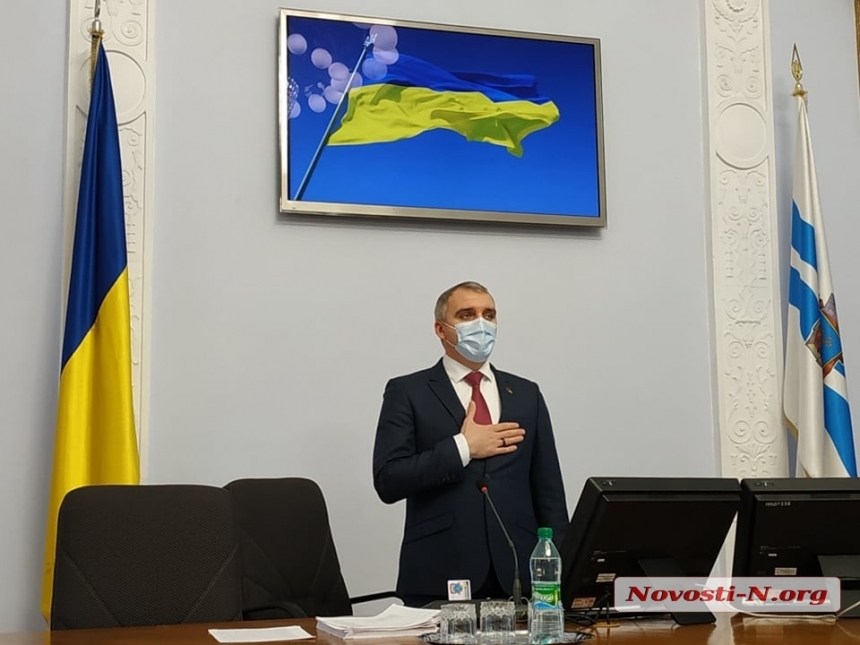 «Из-за непростой эпидситуации»: Сенкевич объявил о переносе сессии