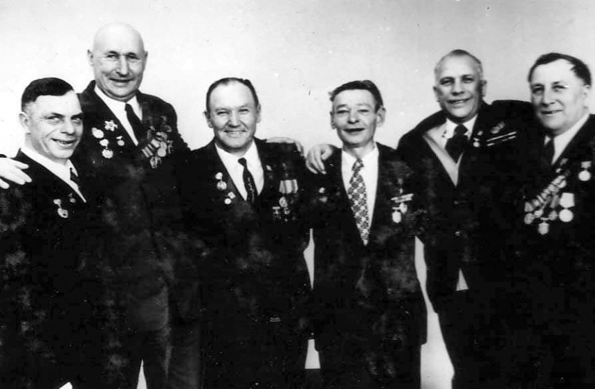 Сегодня 77 лет со дня начала десантной операции героев-ольшанцев в порту Николаева Сегодня 77 лет со дня начала десантной операции героев-ольшанцев в порту Николаева