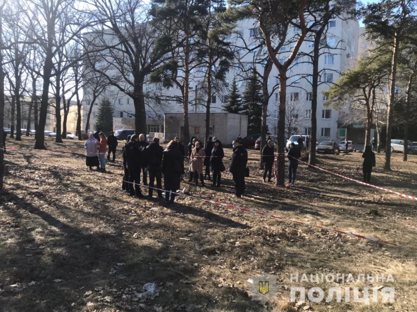 В Харькове у больницы обнаружено тело младенца