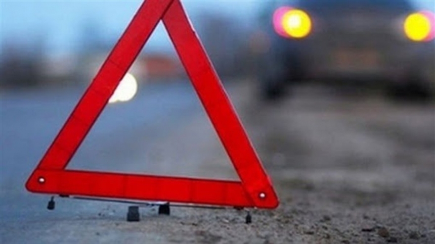 В Харьковской области «Мерседес» сбил насмерть девочку, перебегавшую дорогу. Видео