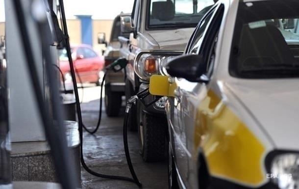 На украинских АЗС остановился рост цен на топливо
