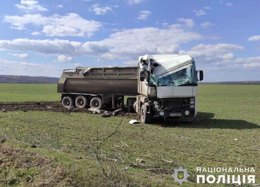 Смертельное ДТП с такси и грузовиком в Николаевской области: водителя отправили в СИЗО
