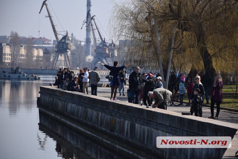 В Николаев прибыли два военных корабля: как это было. ФОТО, ВИДЕО