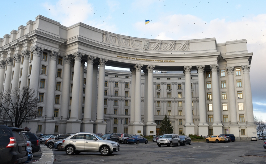 В МИД выступили против денонсации Харьковских соглашений