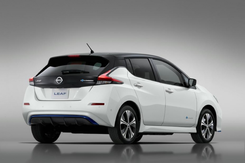 Электромобиль Nissan Leaf будет официально продаваться в Украине
