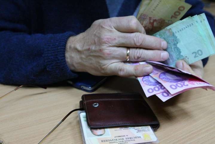 Размер пенсий пожилых женщин в Украине на 30% меньше, чем у мужчин - ООН