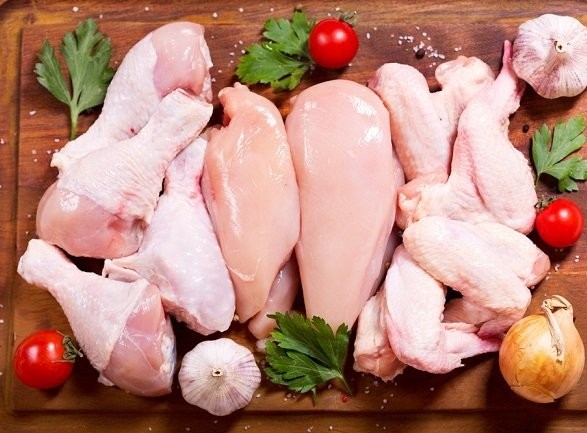 Николаевцев предупреждают, что из Европы в Украину завезли курятину с сальмонеллой