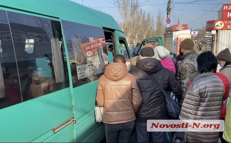 Транспортный локдаун в Николаеве: ежедневно не выходят на перевозку более 100 маршруток
