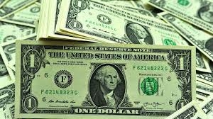 Минэкономики обновило прогноз курса доллара к концу года