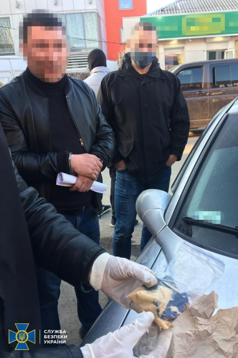 В Днепропетровской области полицейские торговали наркотиками