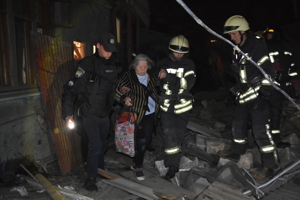 В Одессе в жилом доме произошел взрыв - пострадали два  человека