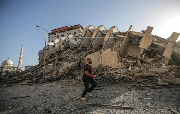 Израиль нанес ответные авиаудары по сектору Газа