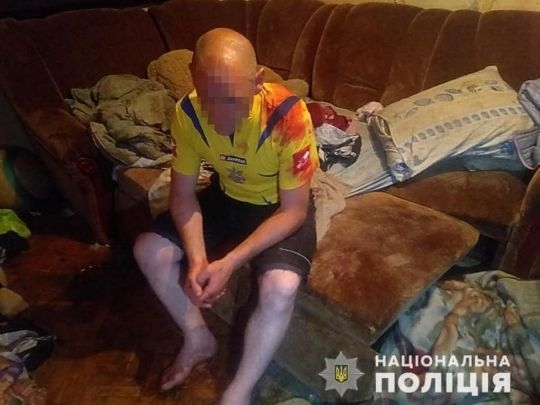  В Киеве суд вынес приговор убийце шестилетнего мальчика: ребенок мешал пить, и его выбросили в окно