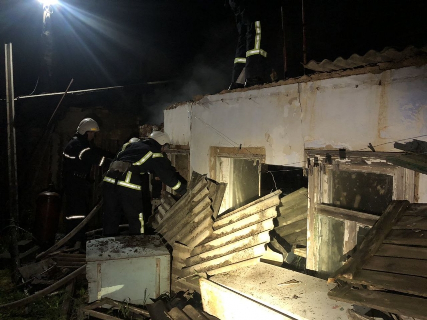 В Николаеве горело заброшенное здание