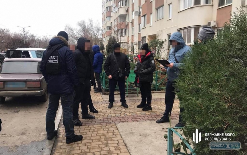 13 лет заключения за грабеж грозит полицейскому из Одесской области