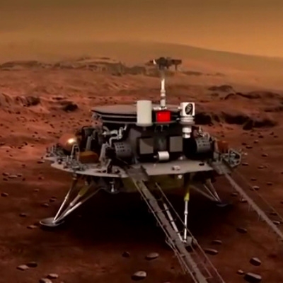 Китайский марсоход сошел с посадочной платформы и уже начал исследование Красной планеты