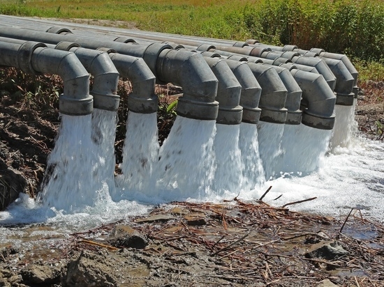 В РФ назвали «грязными инсинуациями» предложение Украины по поставкам воды в Крым