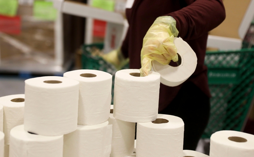 Конфеты, туалетная бумага и кирпичи: на импорт каких украинских товаров Беларусь ввела ограничения