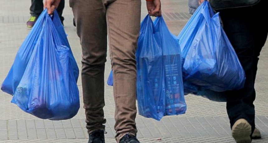 В Минэкологии назвали сроки введения запрета на пластиковые пакеты